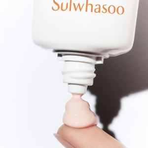 Sulwhasoo UV Daily Tone Up Sunscreen Multi Protection SPF50+++ 50ml