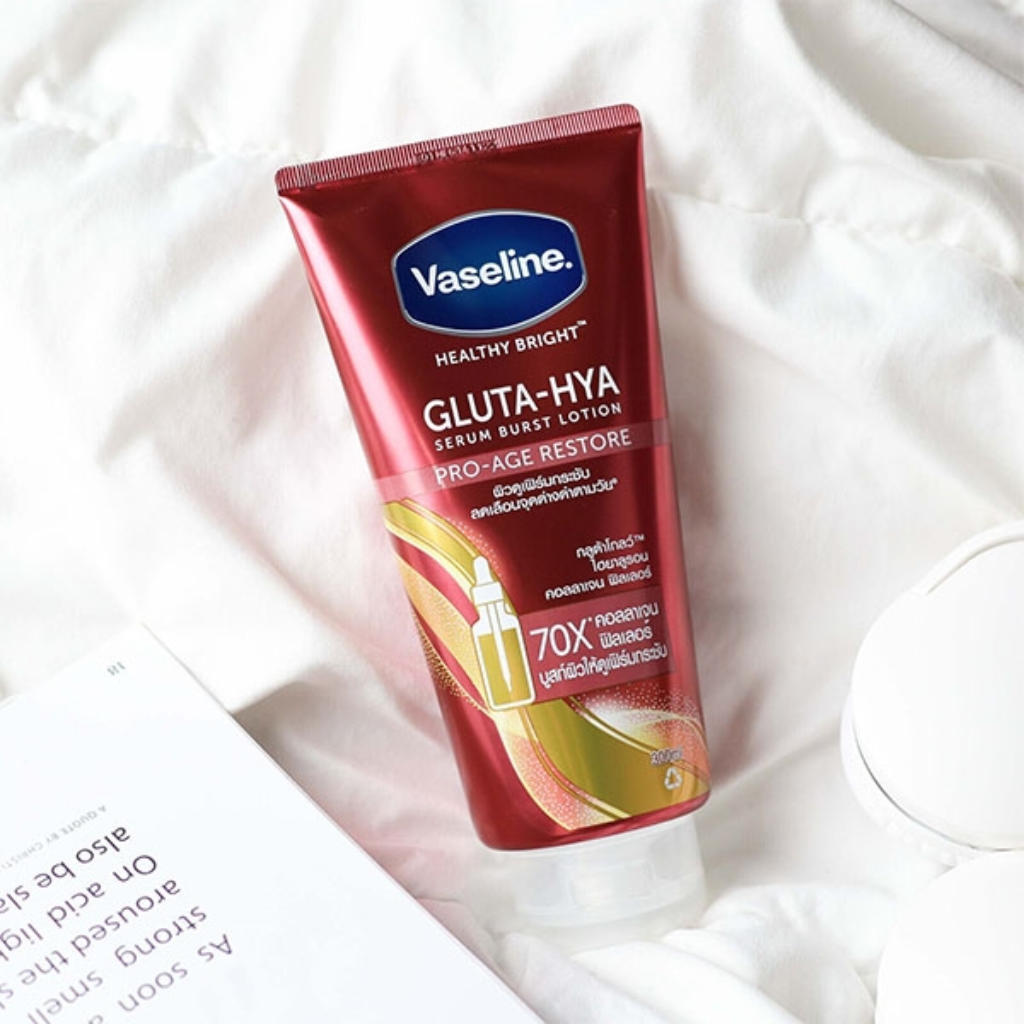 Vaseline Dưỡng Thể Gluta-Hya 70X 300ml