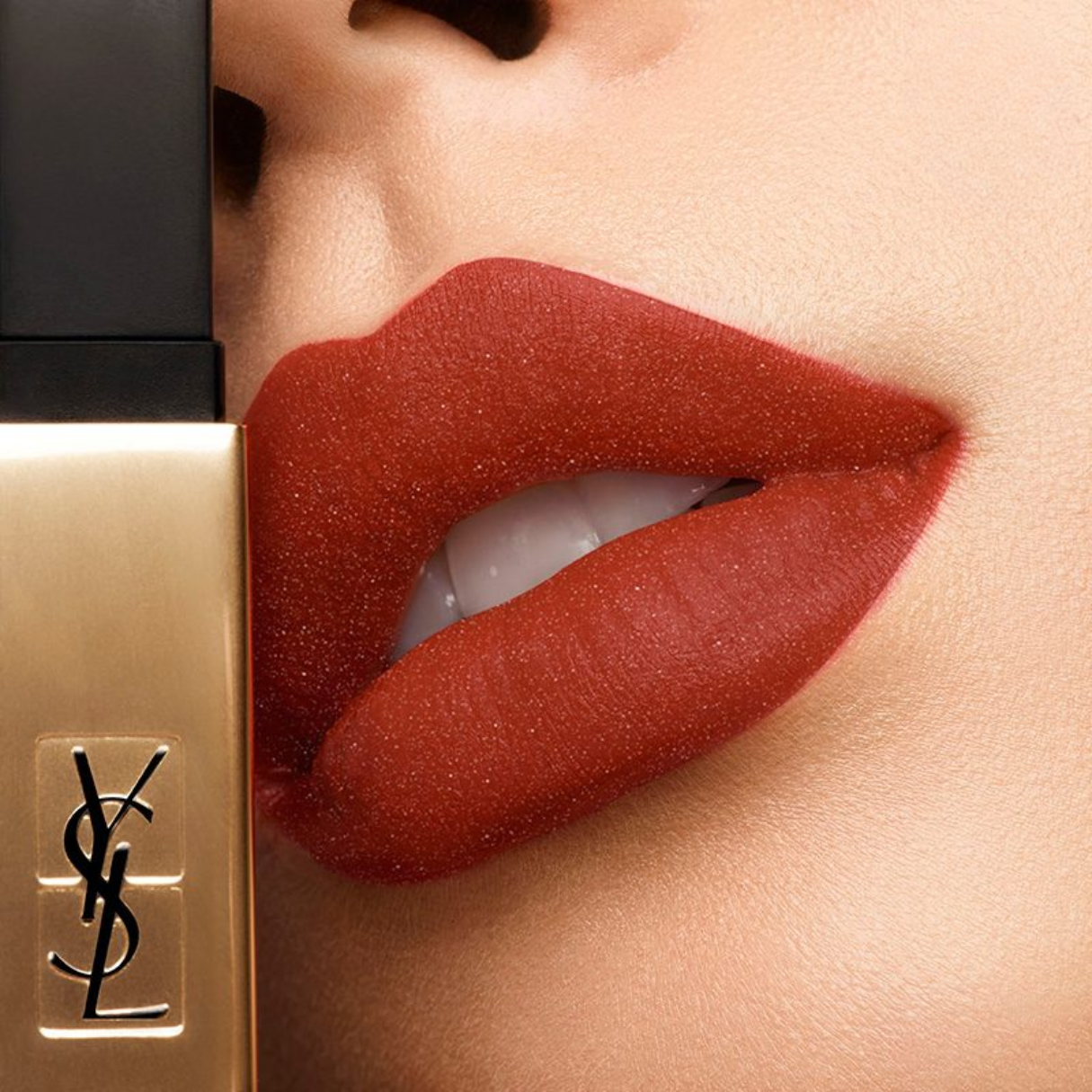 Yves Saint Laurent Rouge Pur Couture The Slim Lipstick