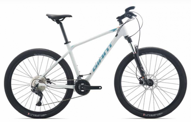 Xe đạp thể thao Giant ATX 860 - Bánh 27.5" 2022