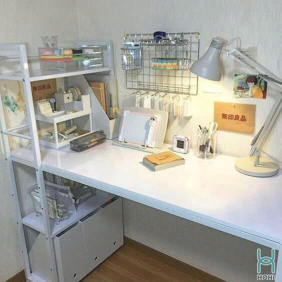📝 Cách Sắp Xếp Bàn Học Gọn Gàng Chỉ Với Vài Món Đồ Nhỏ