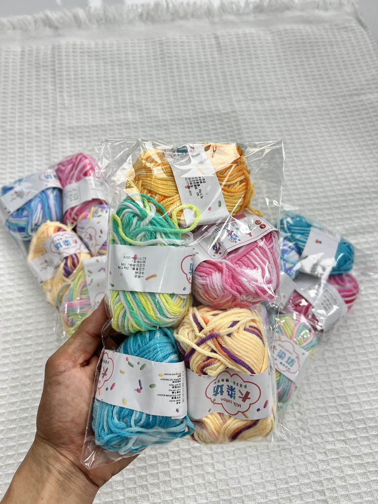 Set 5 Cuộn Len Nhiều Màu RC4291