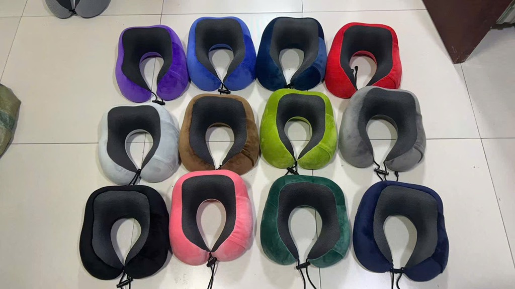 Gối Cổ Trơn Vuông Cao Su