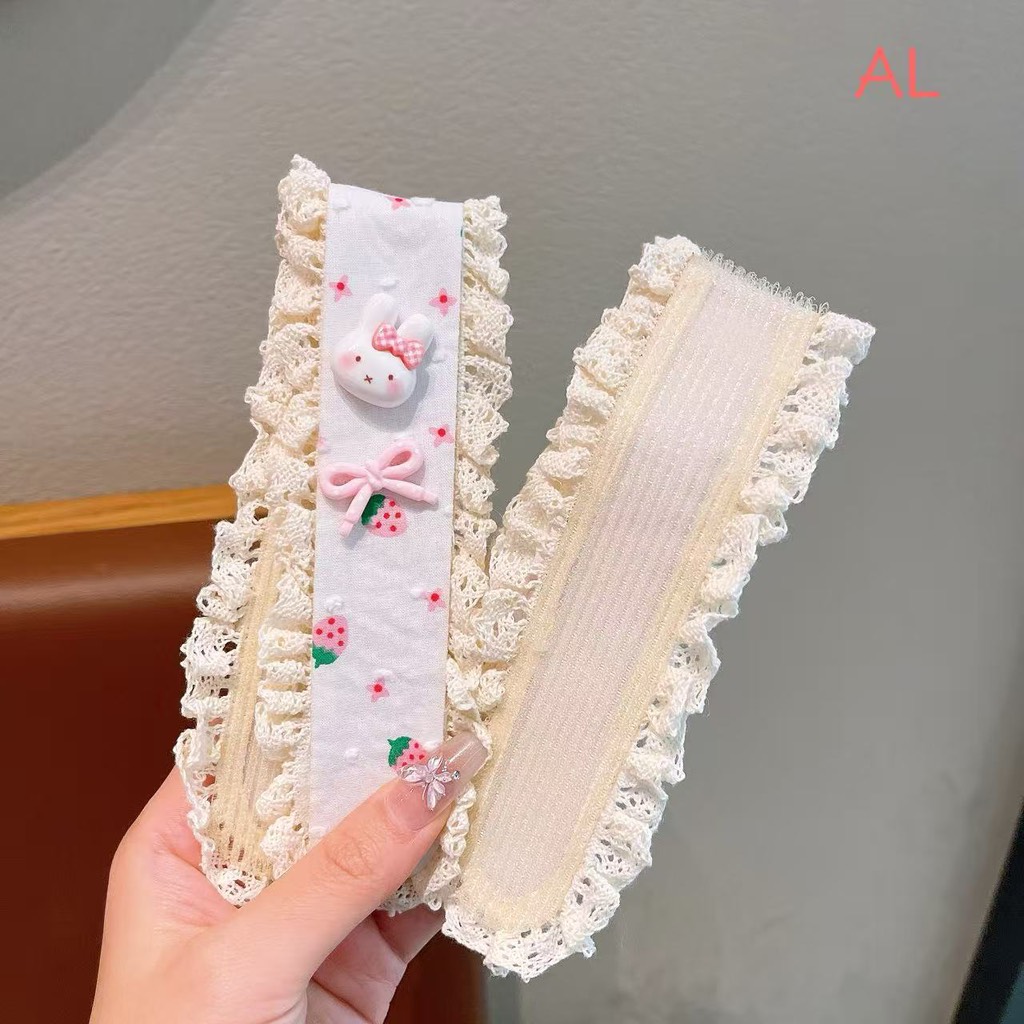 Dán Mái Charm