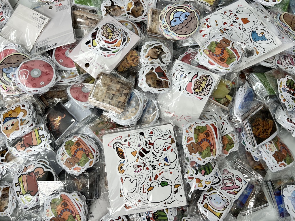 Sticker 50-60 Tấm RC1333