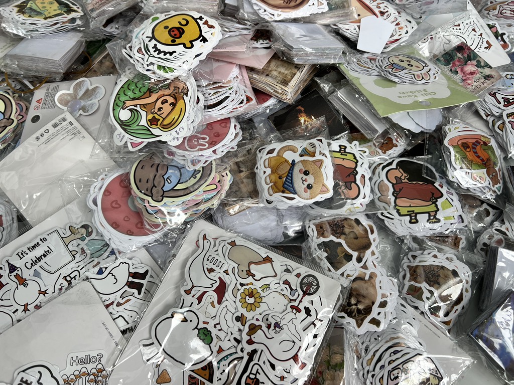Sticker 50-60 Tấm RC1333