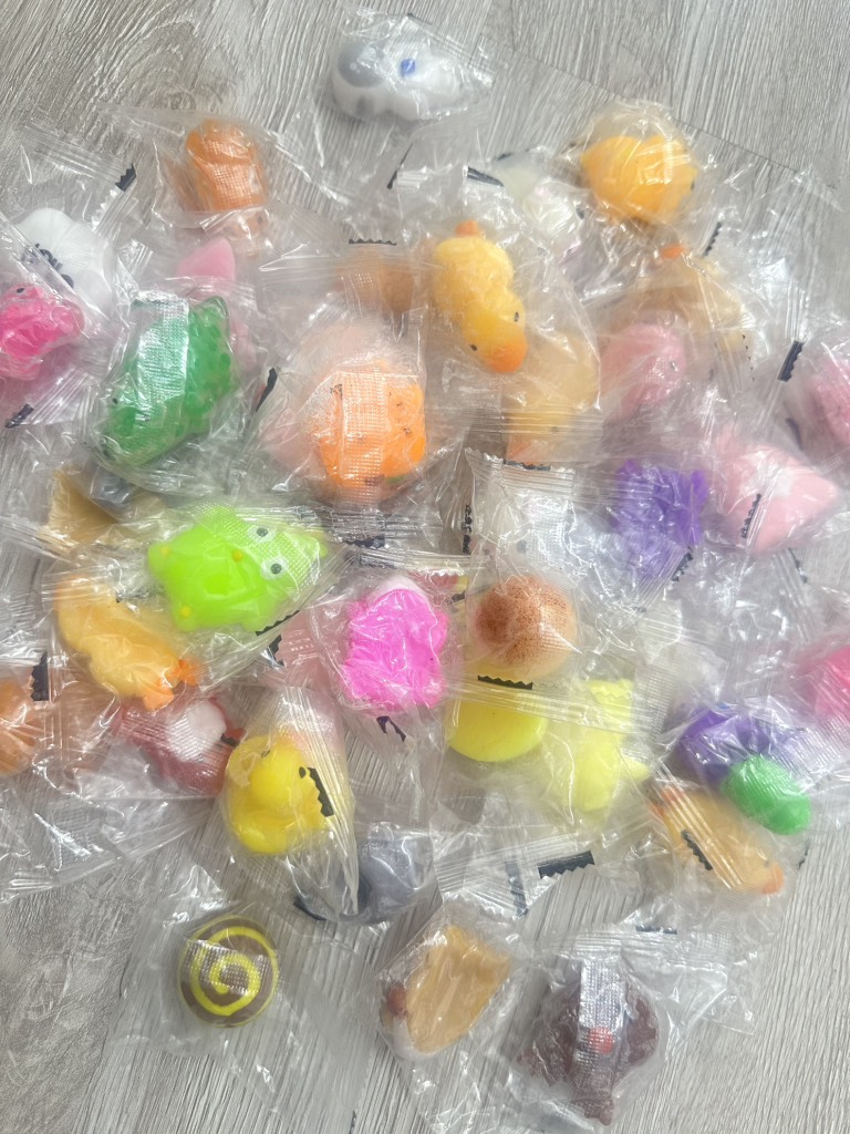 Set 50 Squishy nhỏ Mix NT350