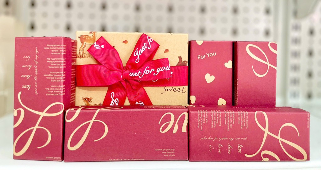 Set 1 Hộp Vuông+ 5 hỘP H7