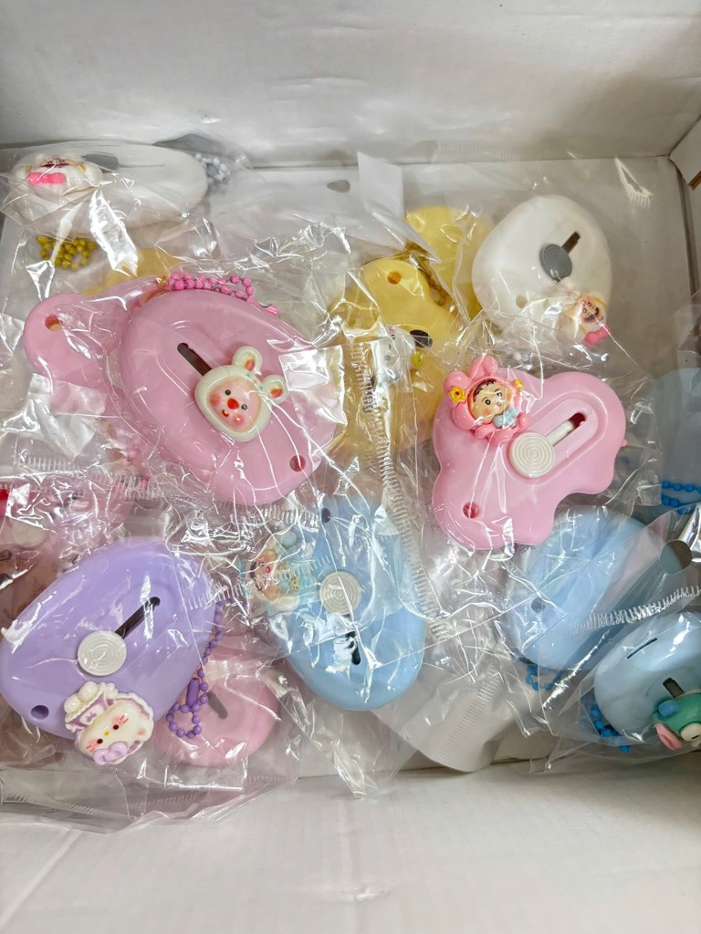 Dao Rọc Giấy Tròm Charm