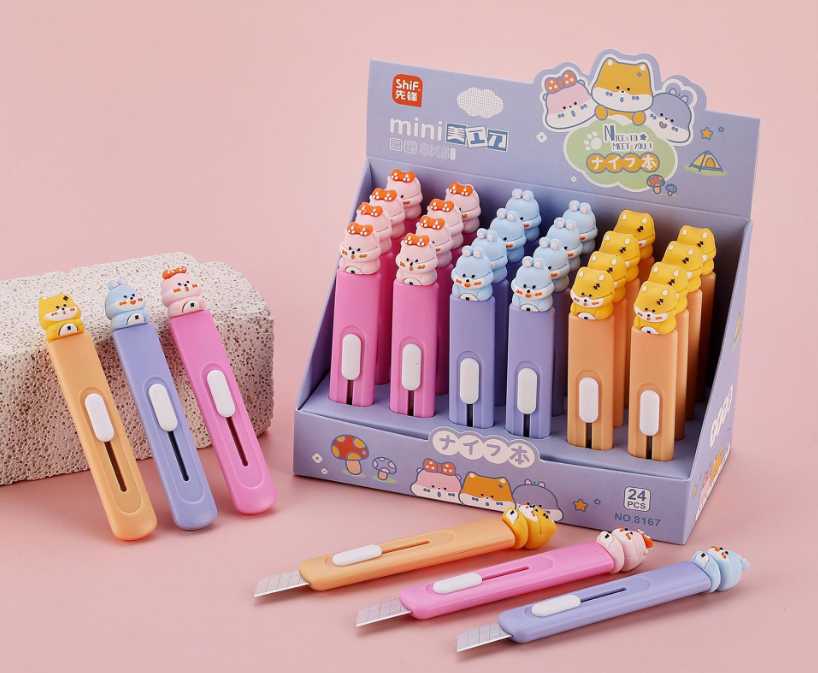 Dao Rọc giấy hoạt hình