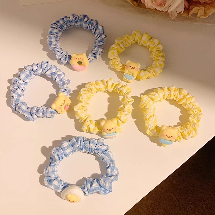 Cột Tóc Charm Gấu RC3571