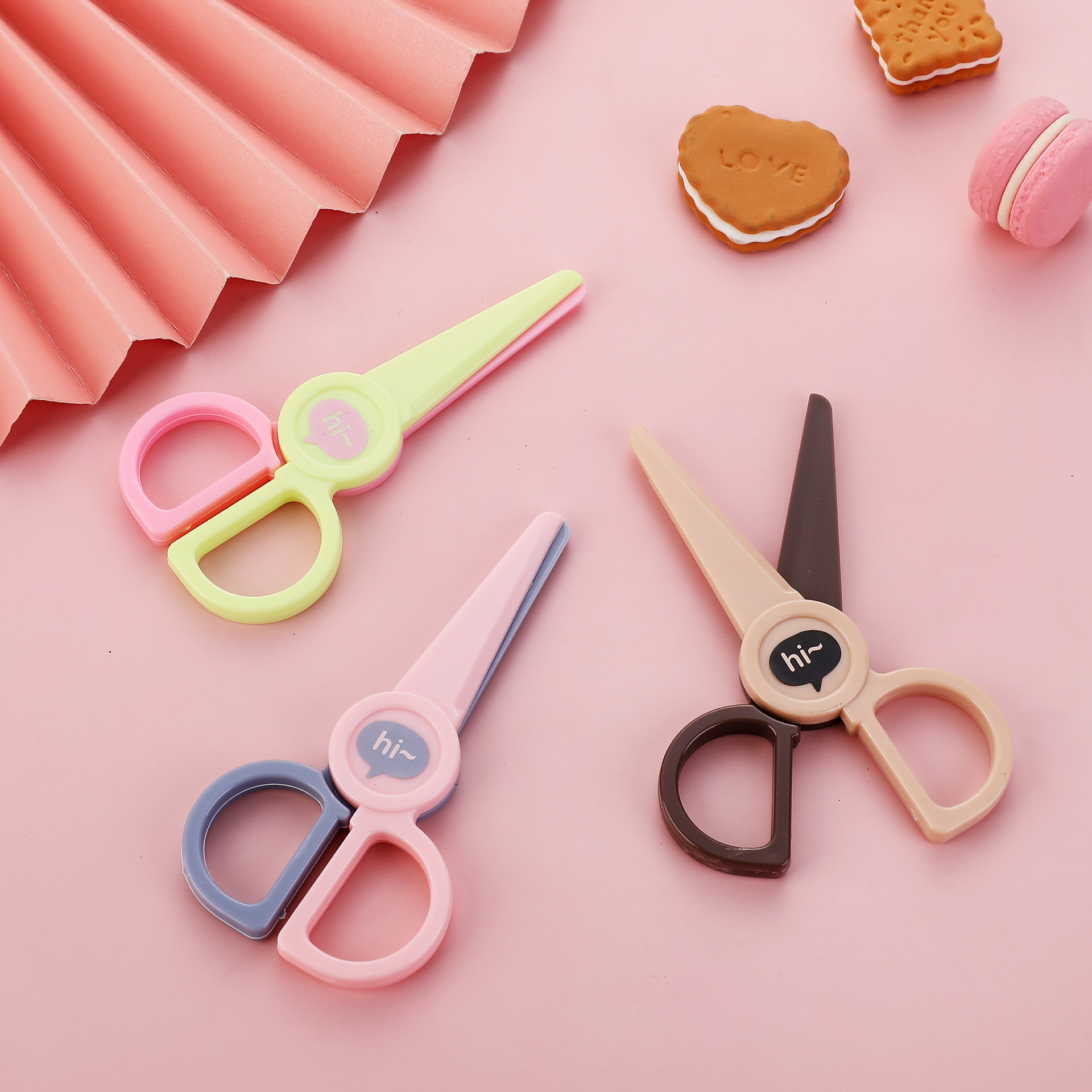 Kéo Nhựa Shif1234 RC03763