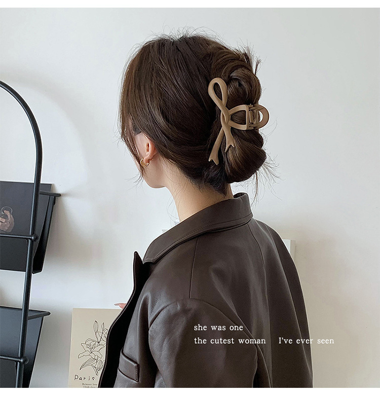 Kẹp Nơ Xoắn RC4004