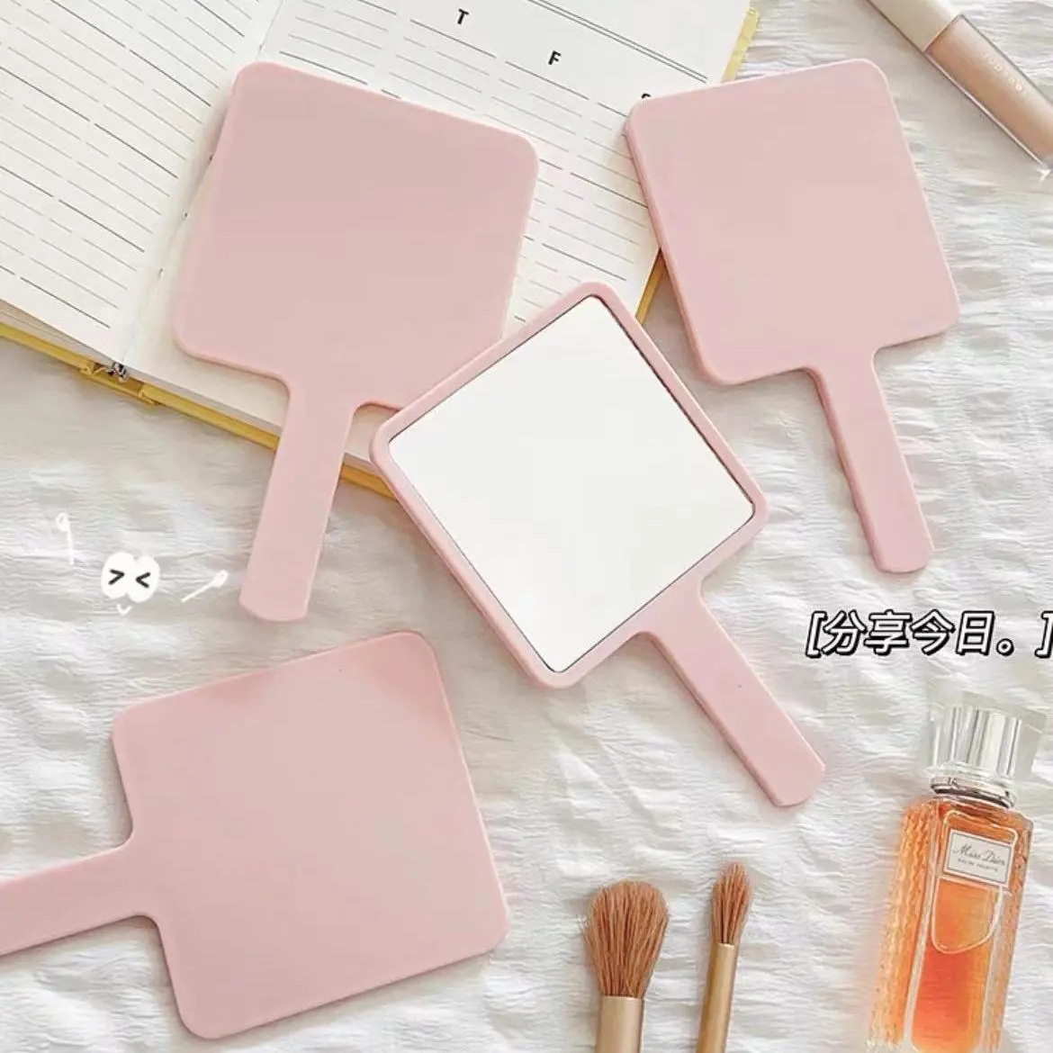 Gương Cầm Tay Trơn RC4118