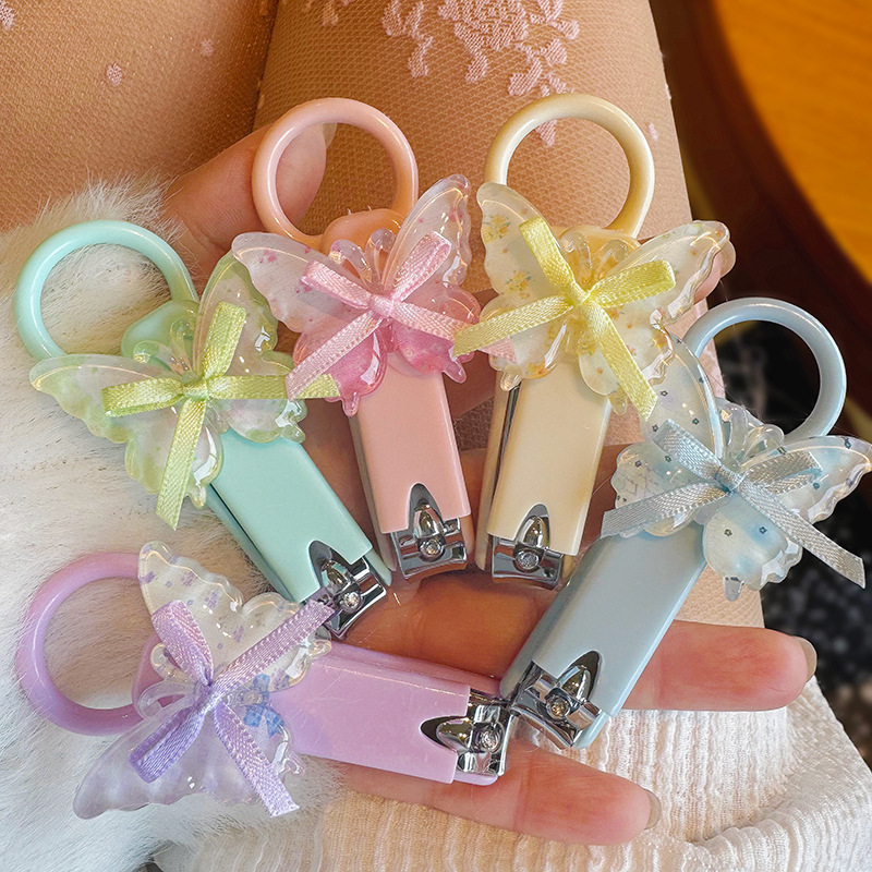 Bấm Móng Charm Bướm RC3114