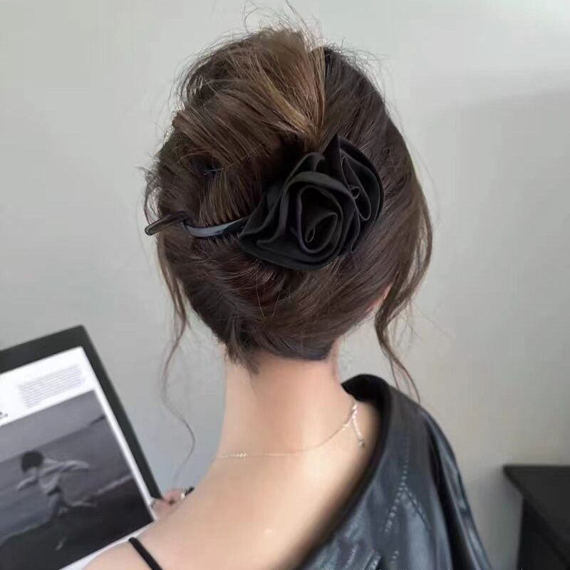 Kẹp Xoắn Hoa Hồng RC1055