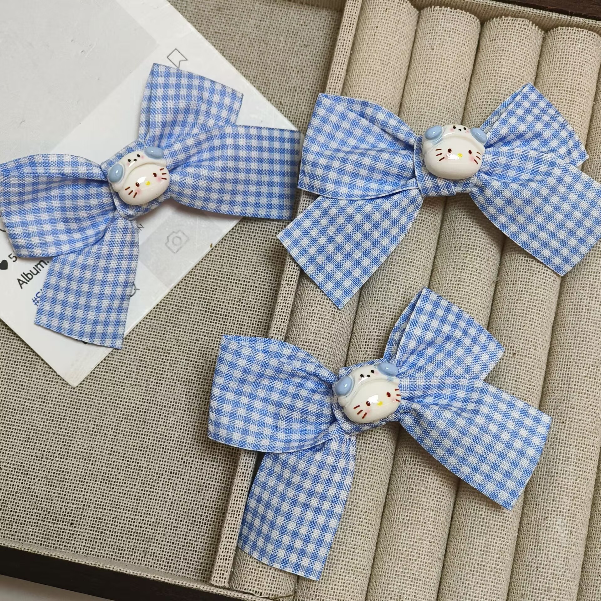 Kẹp Mái Nơ Kitty Xanh RC4159