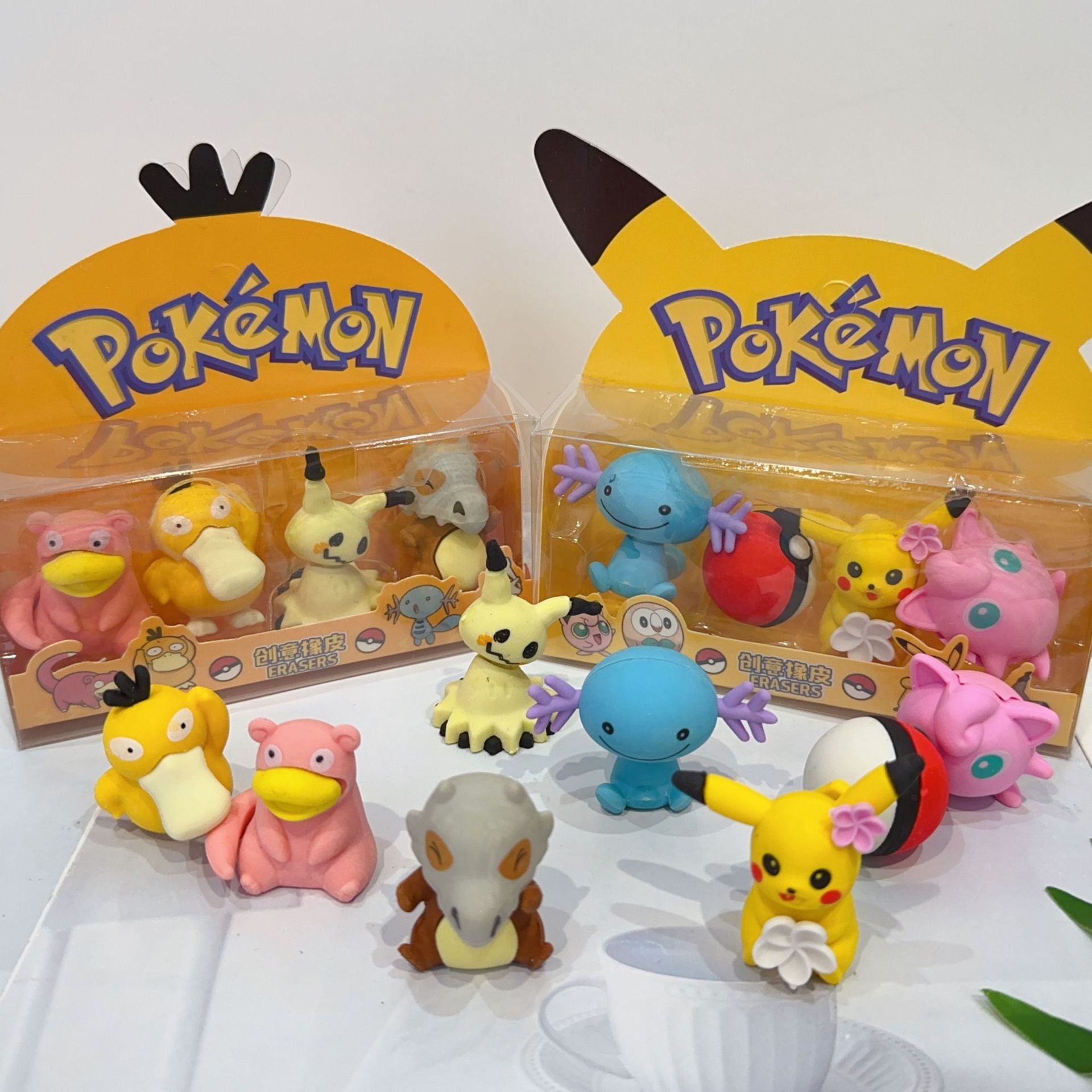 Hộp Tẩy Pokemon RC893