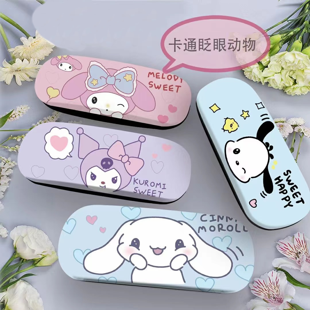 Hộp Đựng Kính Hoạt Hình RC615