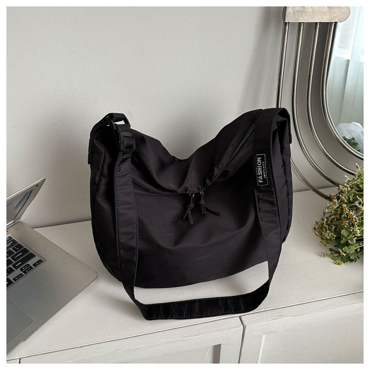 Túi Đeo Chéo RC0979