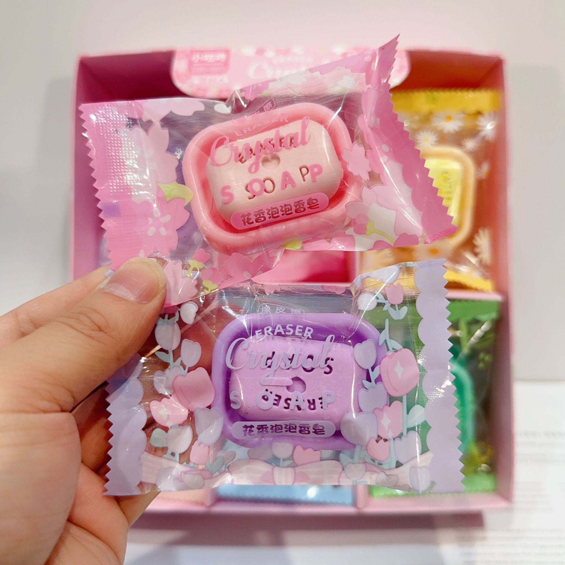 Hộp Tẩy Hình Xà Phòng RC894