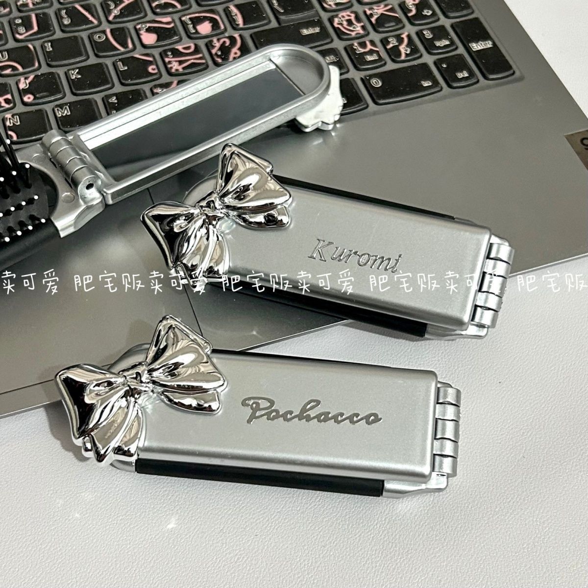 Gương Lược Kitty Gấp RC2645