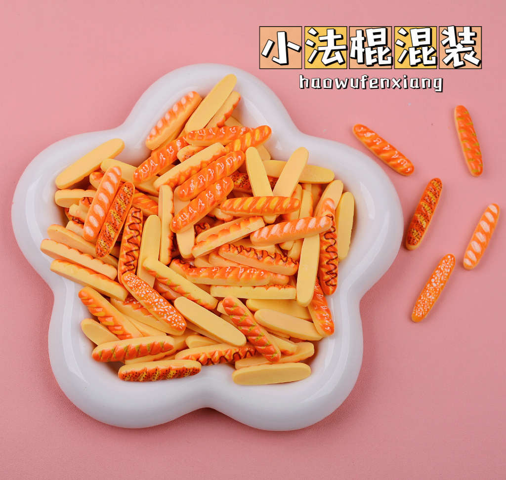 Set Charm Bánh Mì (Khoảng 100c) RCCHARM296