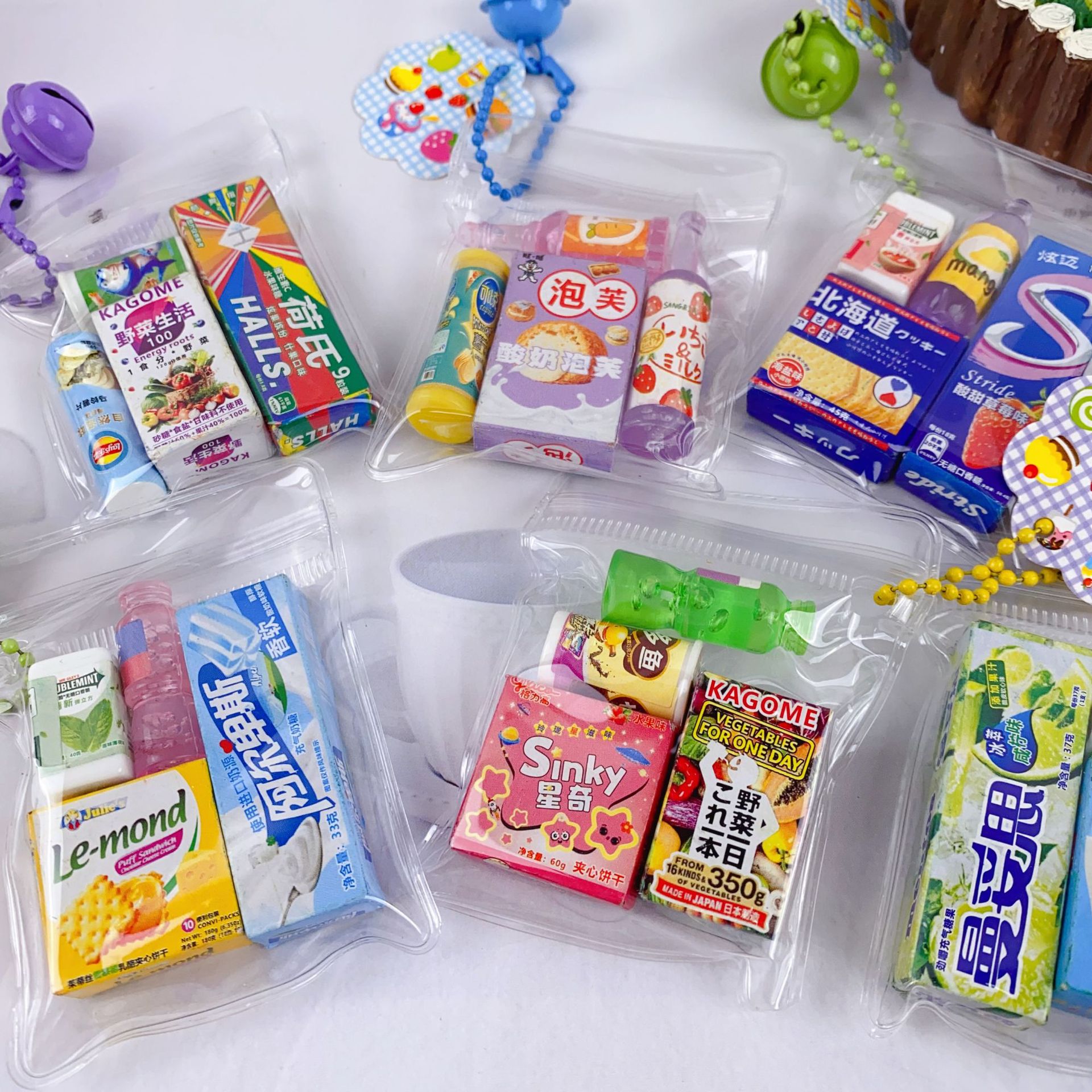 Hộp 21 Túi Charm Bánh Nước RC3072