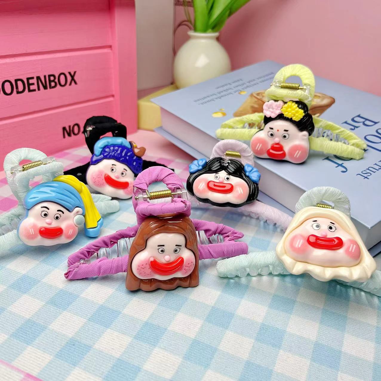 Kẹp Charm Môi Tều RC0915