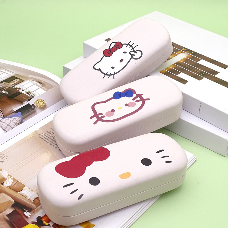 Hộp Đựng Kính Kitty RC3710