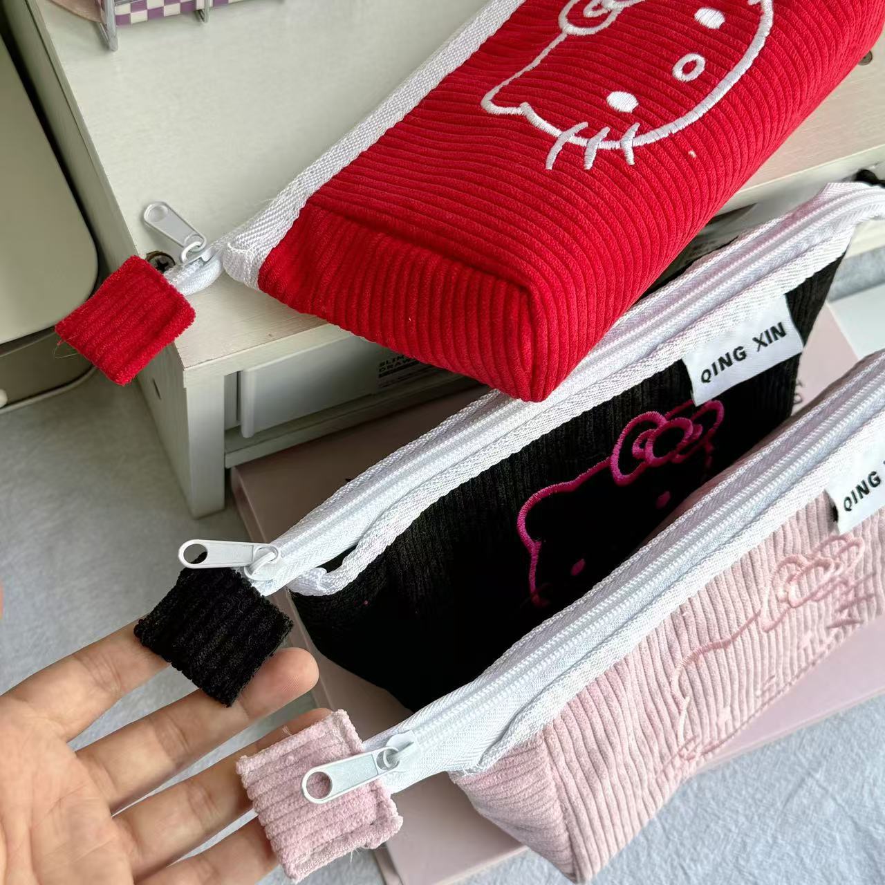 Bóp Viết Vải Kitty RC2430
