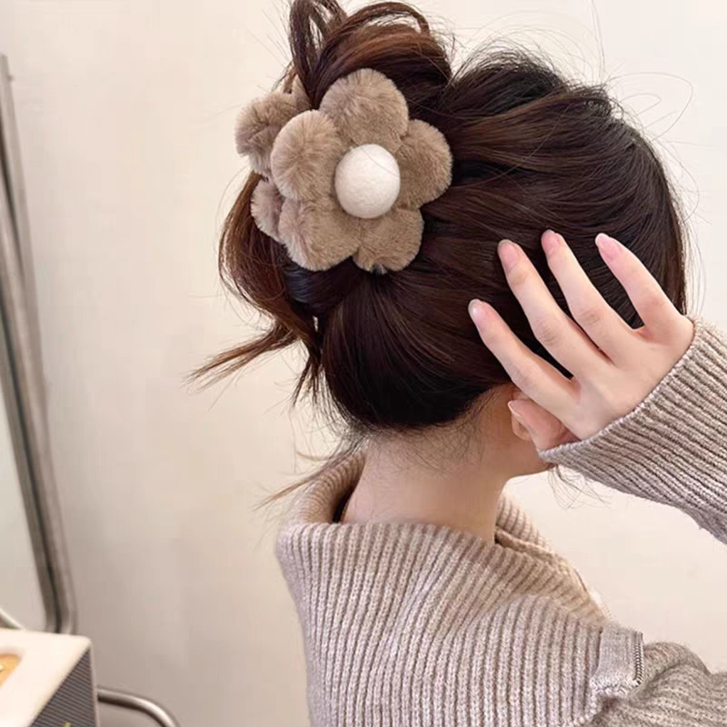 Kẹp Tóc Lông Hoa RCCC51