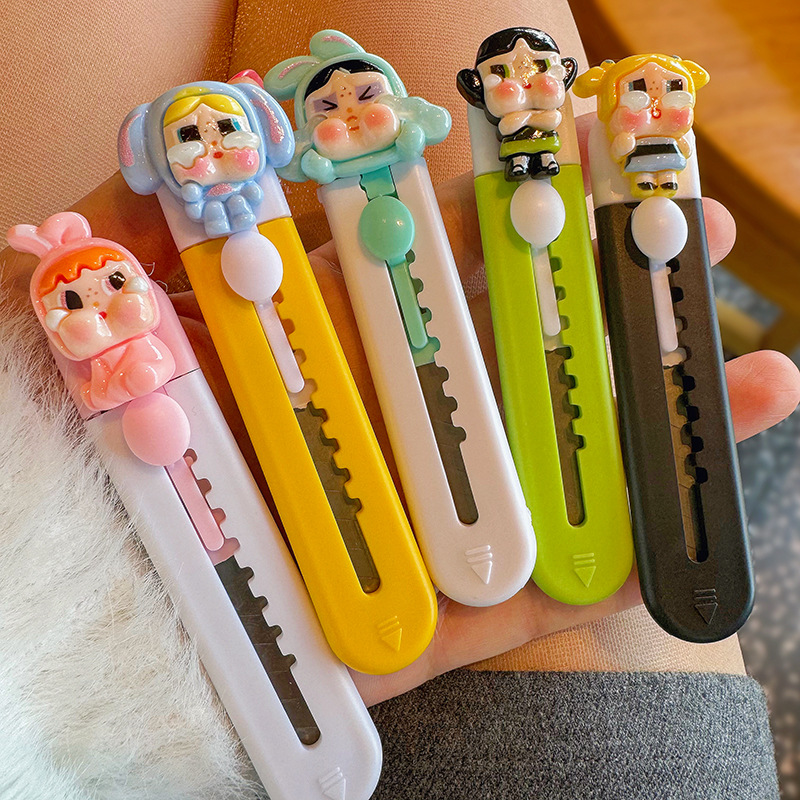 ( SET 10 ) Dao Rọc Giấy Crybabe NT334