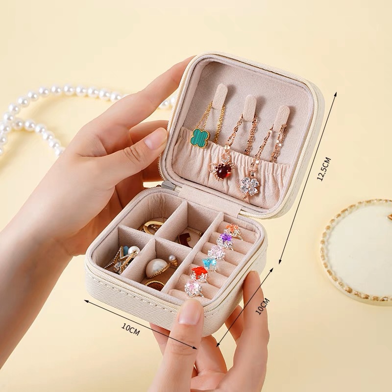 Hộp Đựng Trang Sức RC390