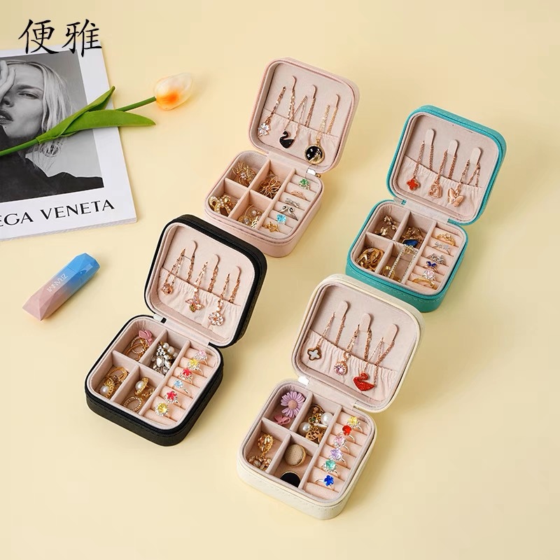Hộp Đựng Trang Sức RC390