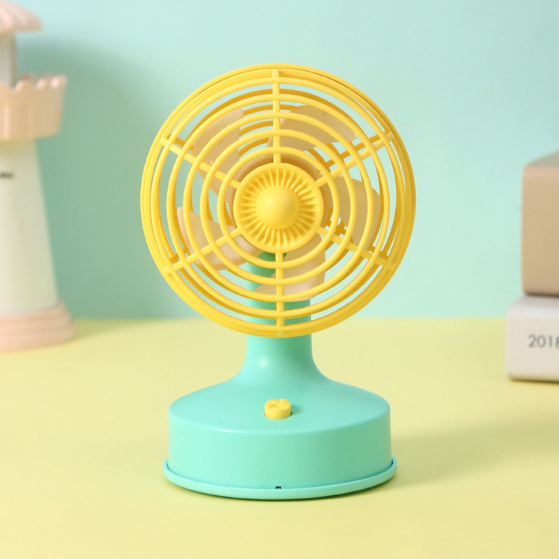 Quạt Sạc Để Bàn RC04705