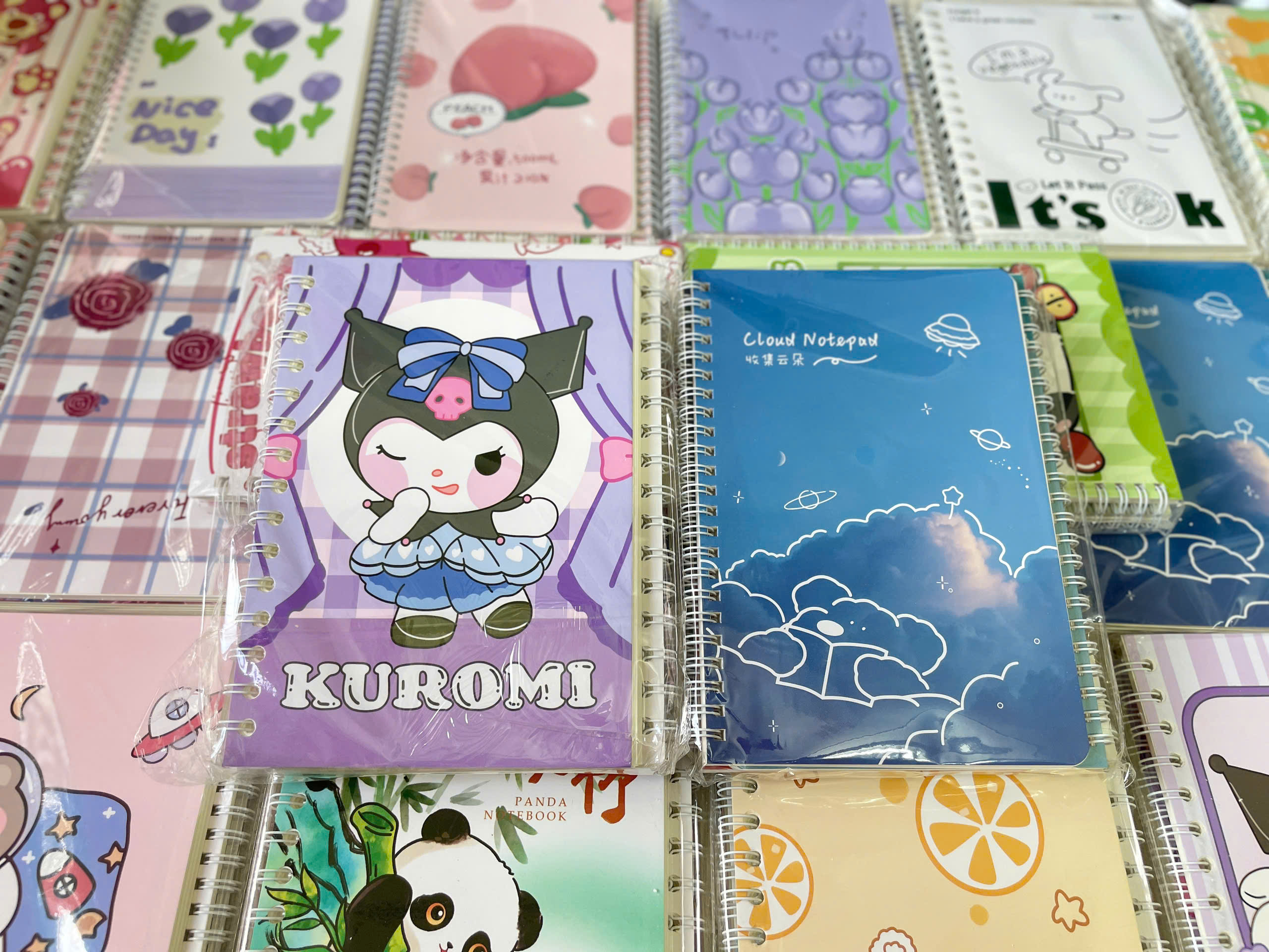 Lốc 4 Sổ Lò Xo A5 Nhiều Mẫu ND01339