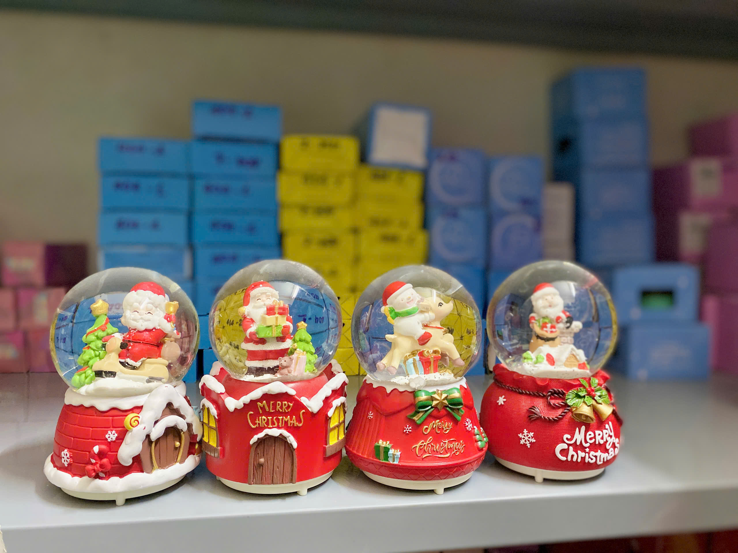 Qủa Cầu Tuyết Noel Lớn RC400