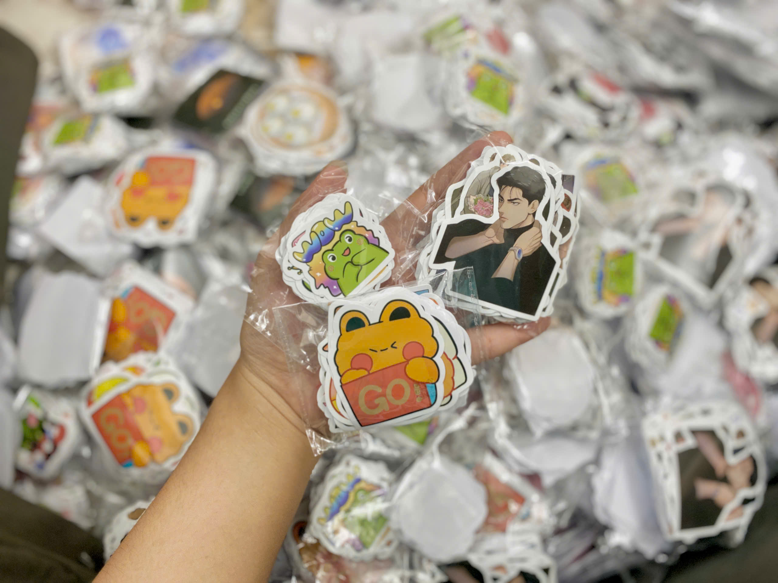 Sticker 50-60 Tấm RC1333