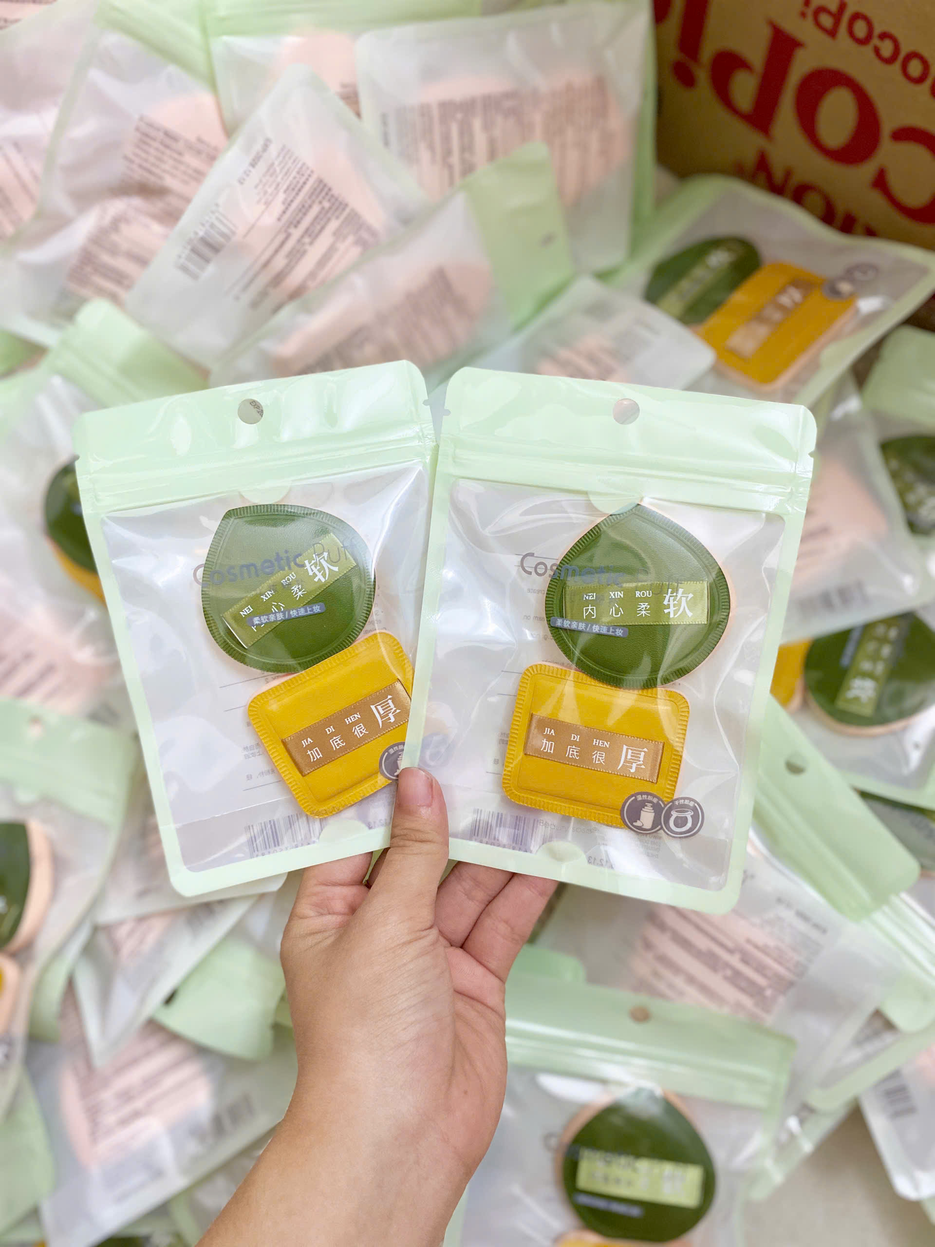 Túi 2 Bông Mút Trang Điểm RC475