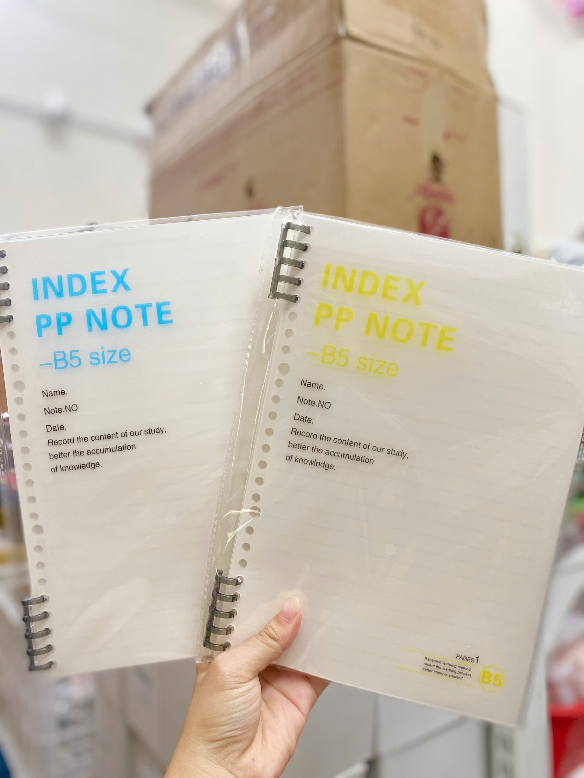 Sổ Còng Nhựa B5