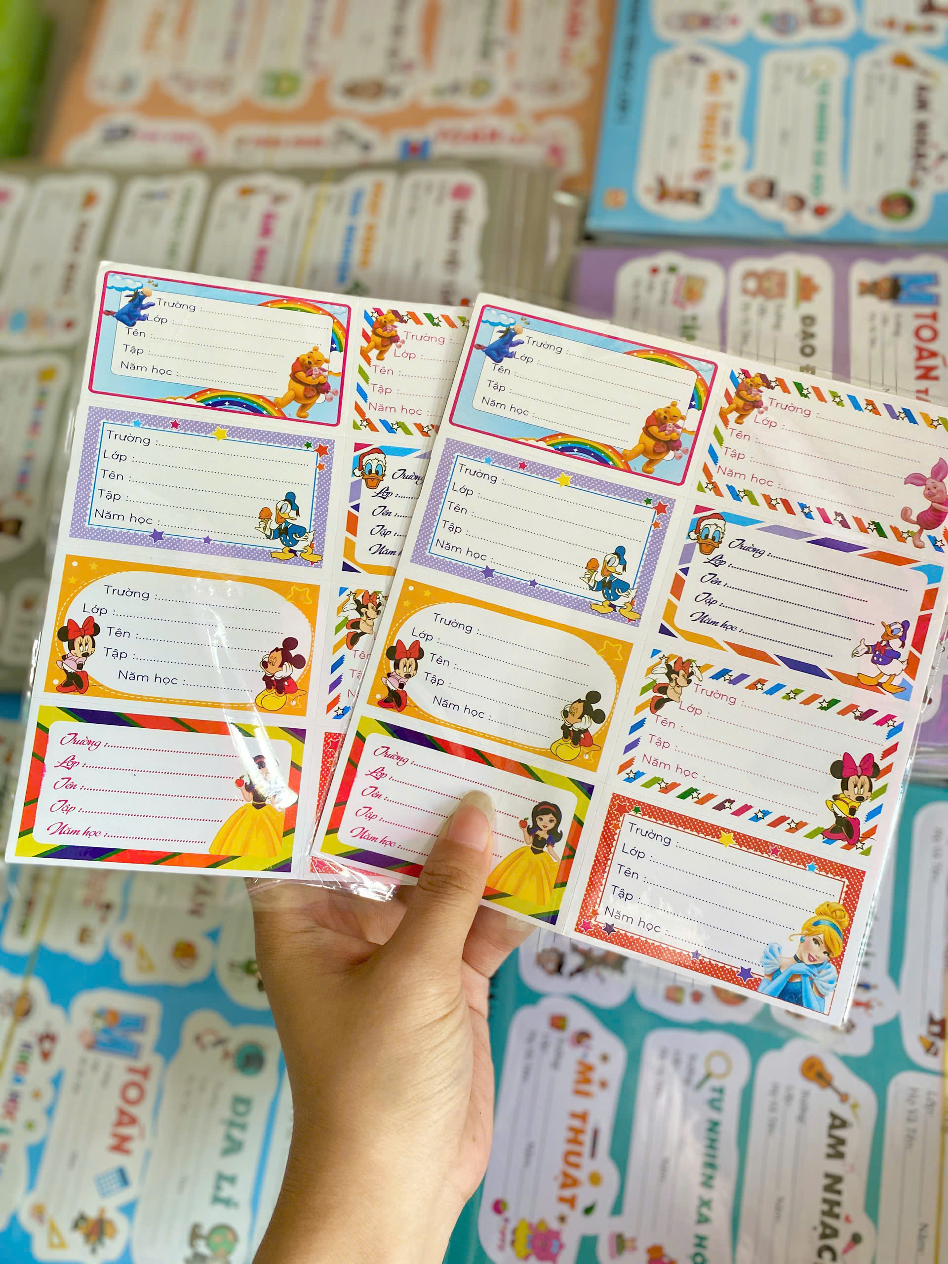 Set 10 Nhãn Vở 8 Ô