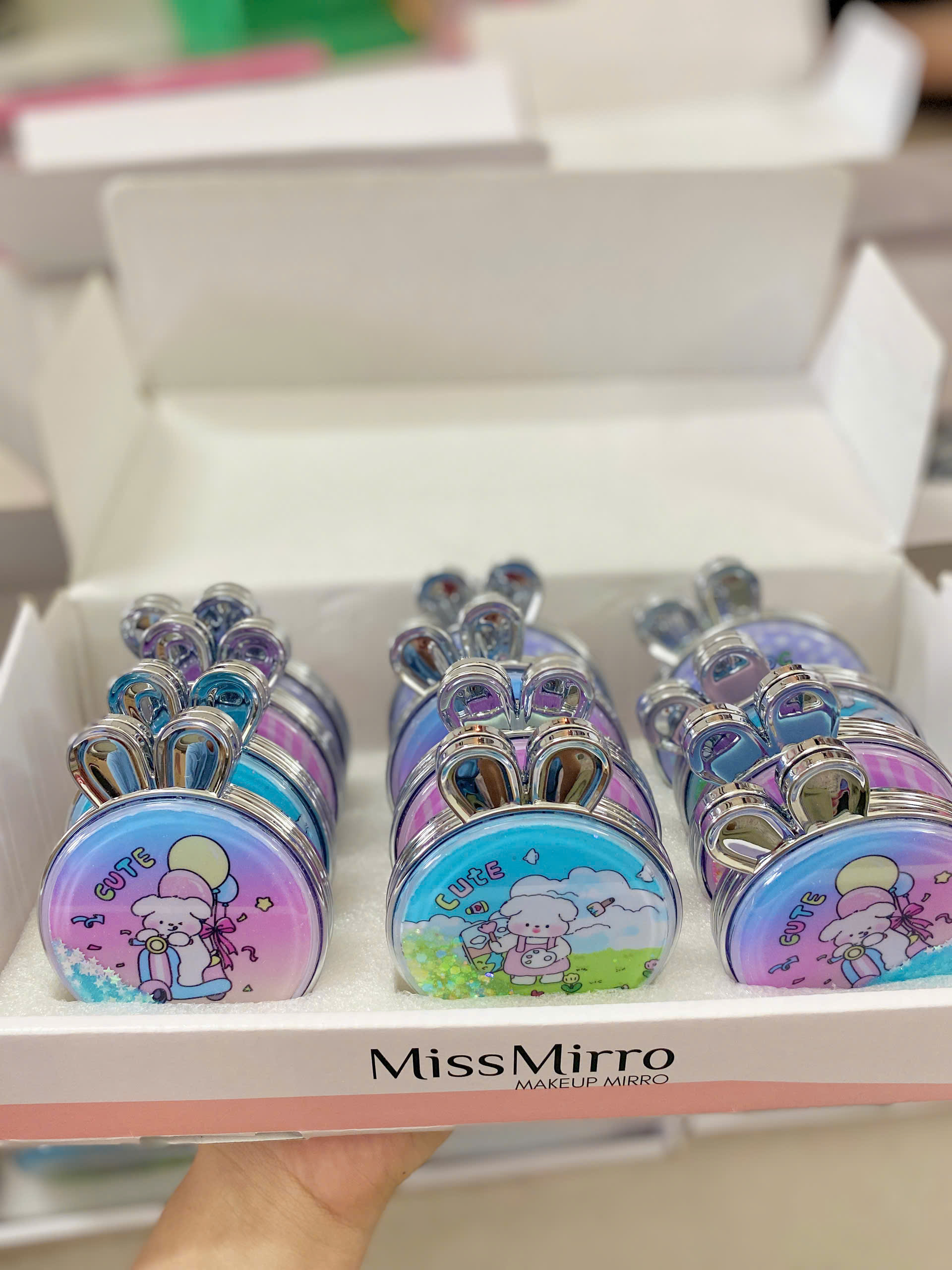 Hộp 12 Gương Tai Thỏ Nhũ G01