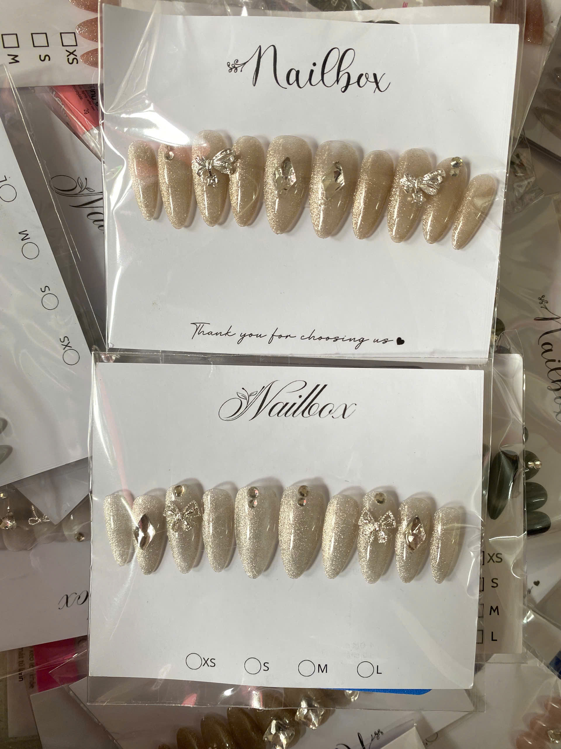 Nail Mắt Mèo Đá