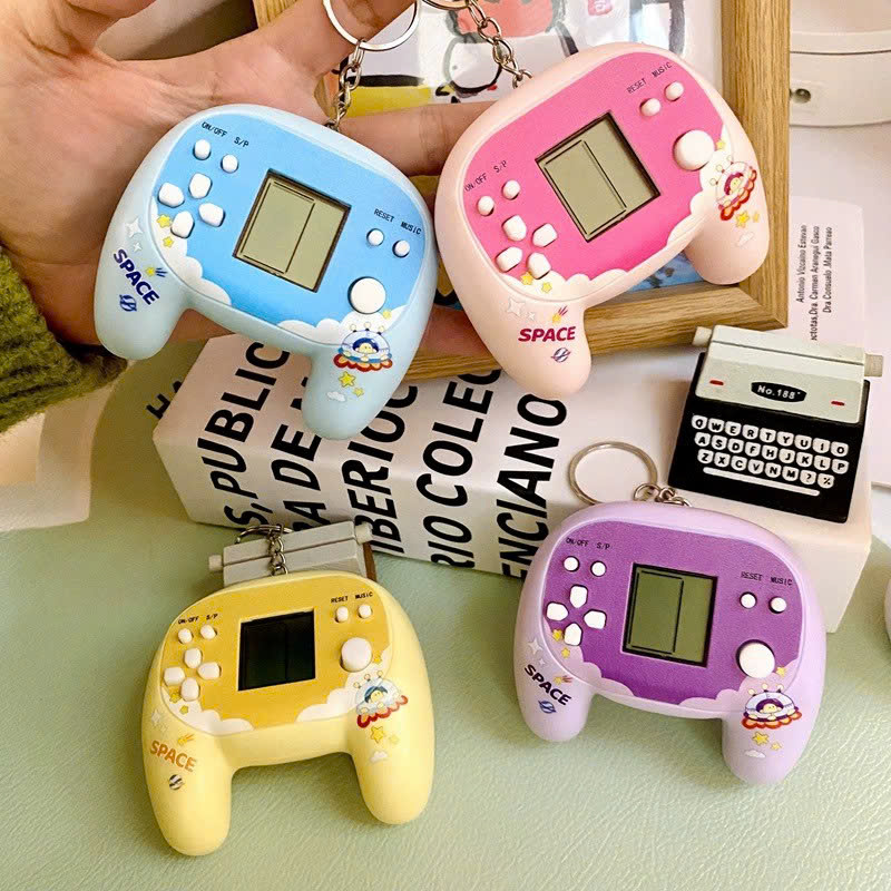 Móc Khóa Máy Chơi Game R4101