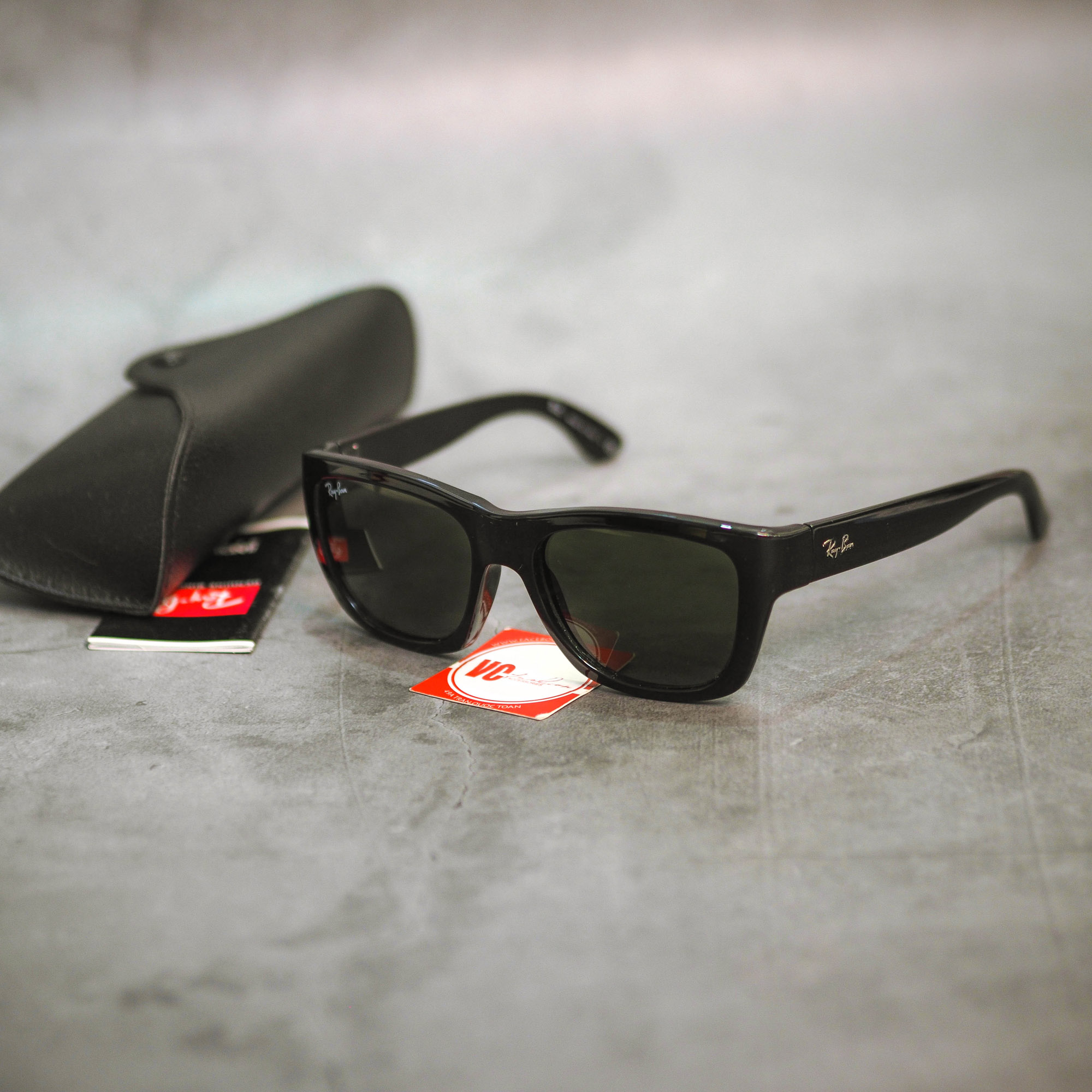 RAYBAN 4194 Đen VC Fashion