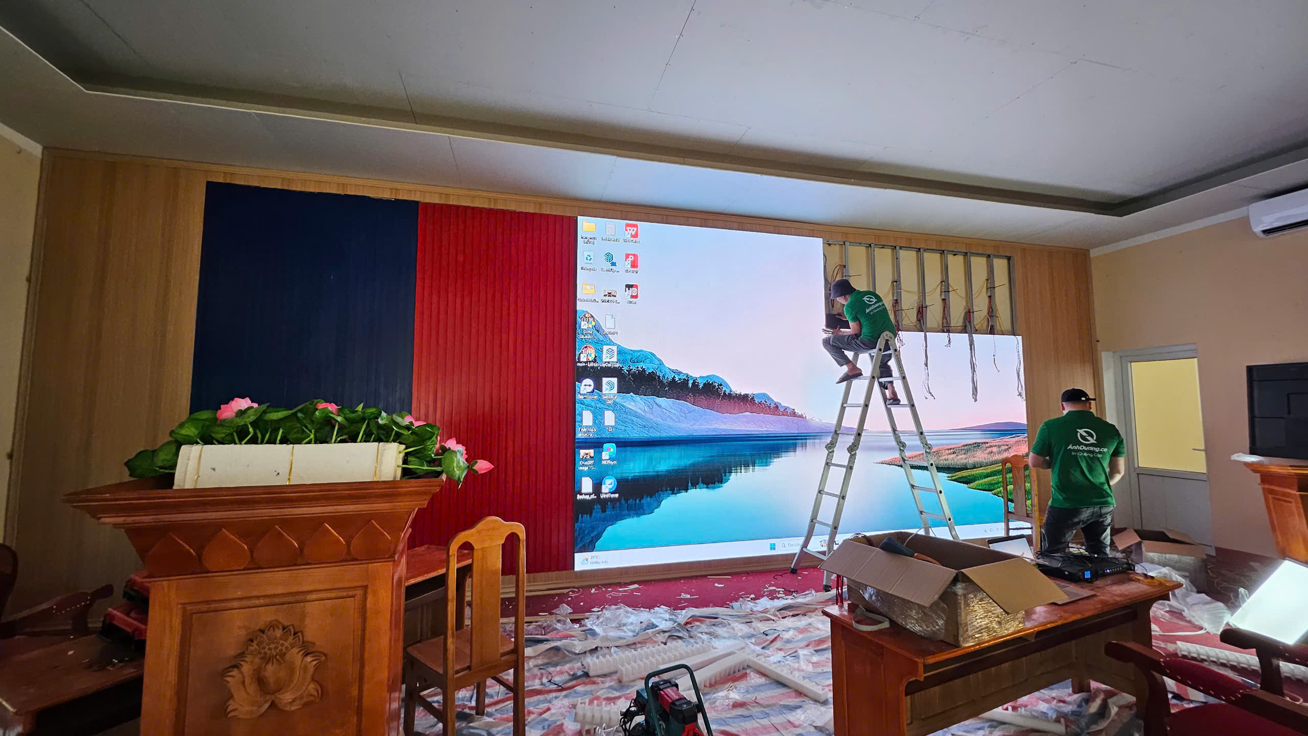 Thi Công Màn Hình LED P5 UBND Xã Lương Thịnh – Lào Cai