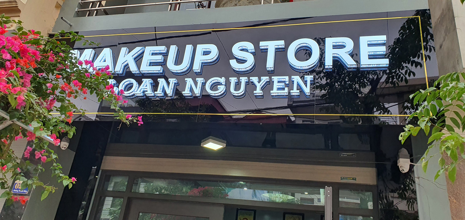 LOAN NGUYEN STORE