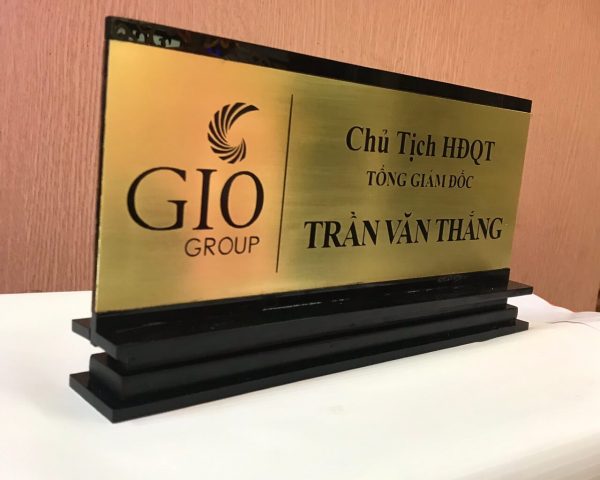 Biển chức danh kim loại mẫu 3