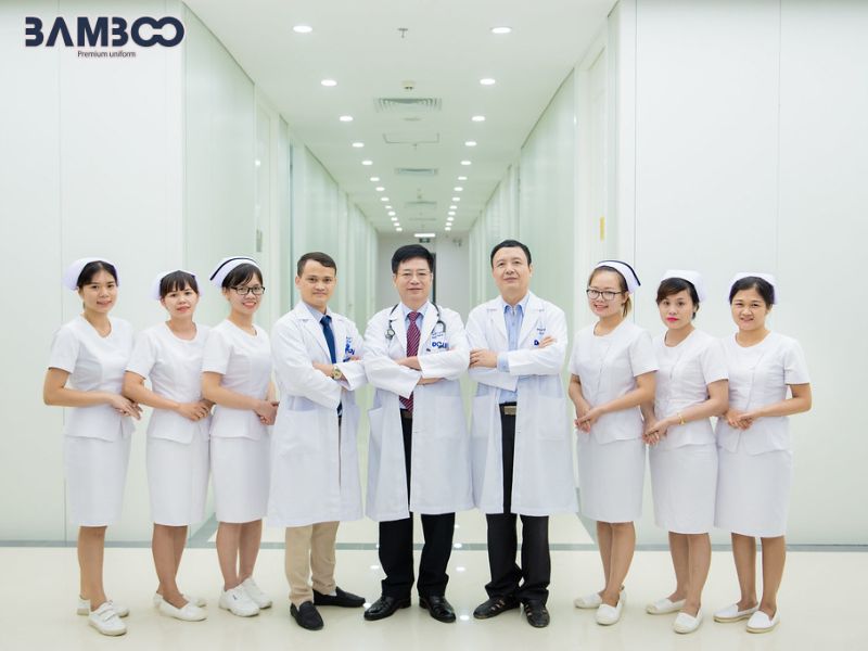 Đồng phục bệnh viện quốc tế cao cấp, đạt chuẩn chất lượng